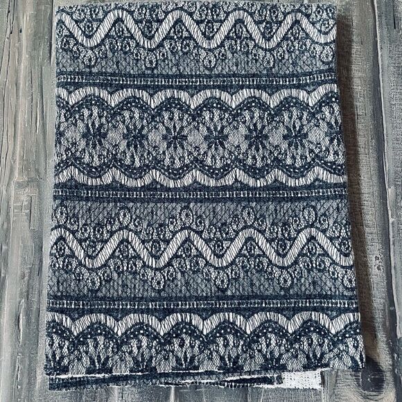 Black Soft Lace Fabric Halloween Gothic - Picture 1 of 5